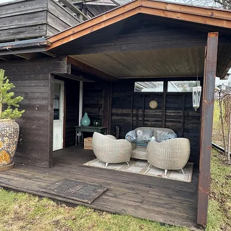 One Near * 拉尔维克